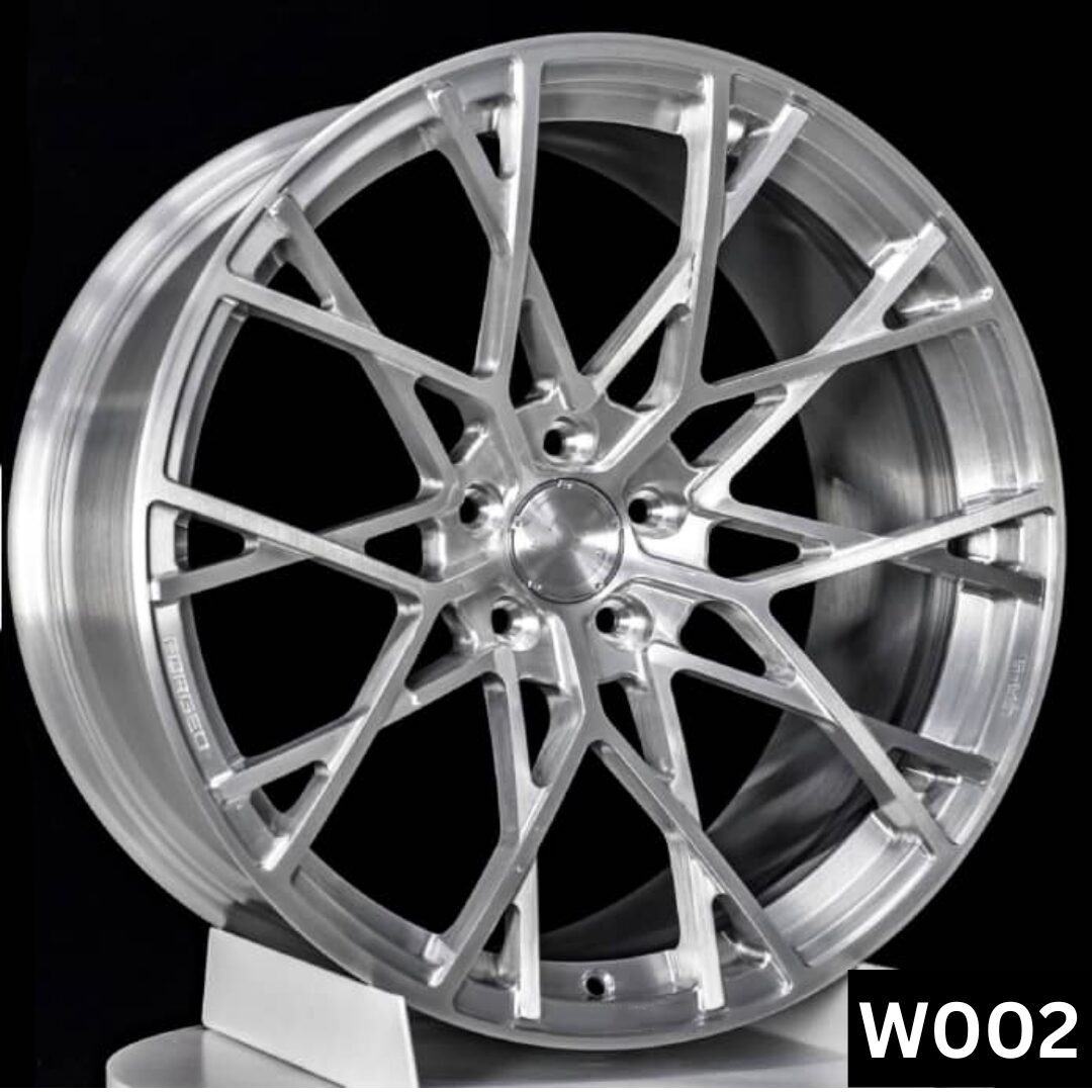 W002
