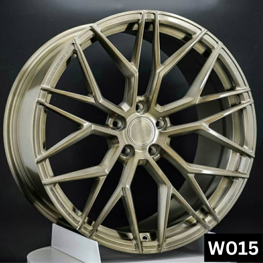 W015