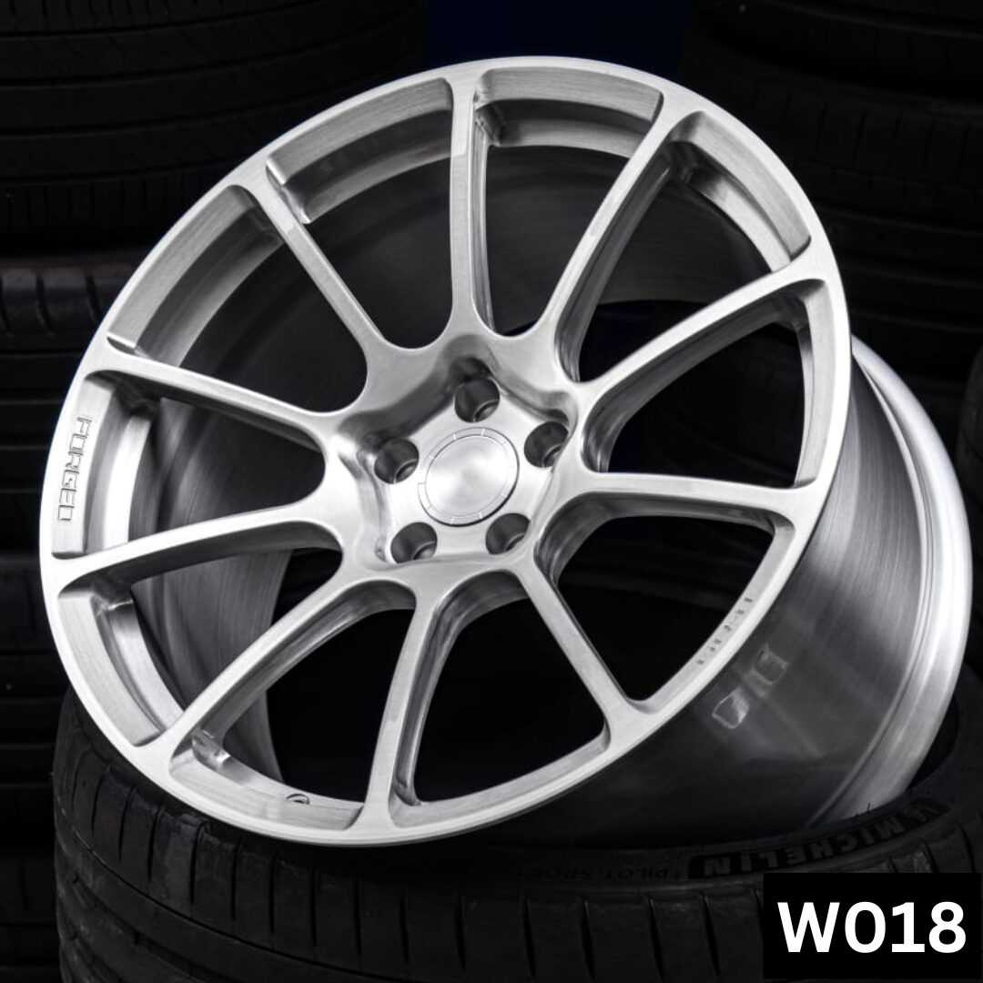 W018