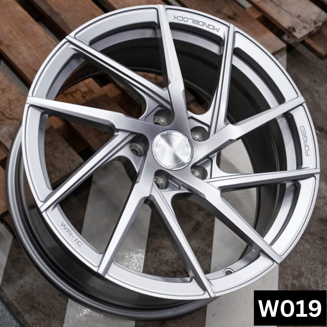 W019